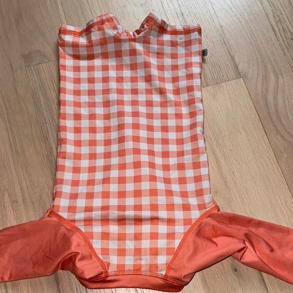 Izod charming one
